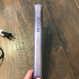 Revlon 1” Flat Iron